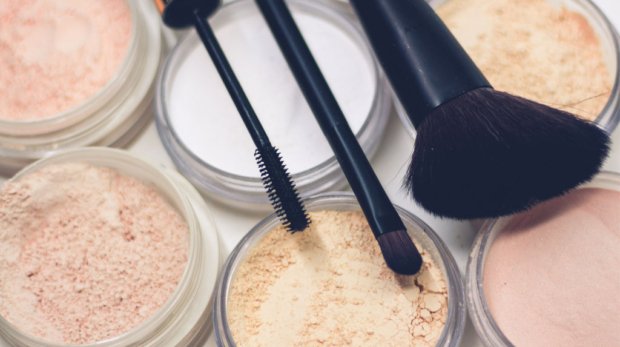 makeup kit